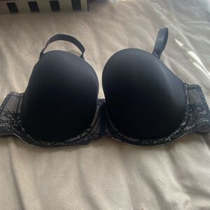 Torrid Curve Black Lace T-Shirt Bra 40D Underwire Adjustable